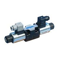 Elektromagneticky ovládaný dvoucívkový rozvaděč